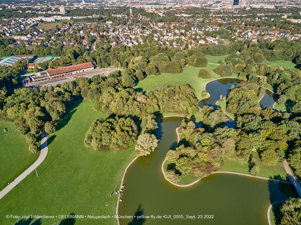 23.09.2022 - der Ostpark mir Biergarten und See in Neuperlach